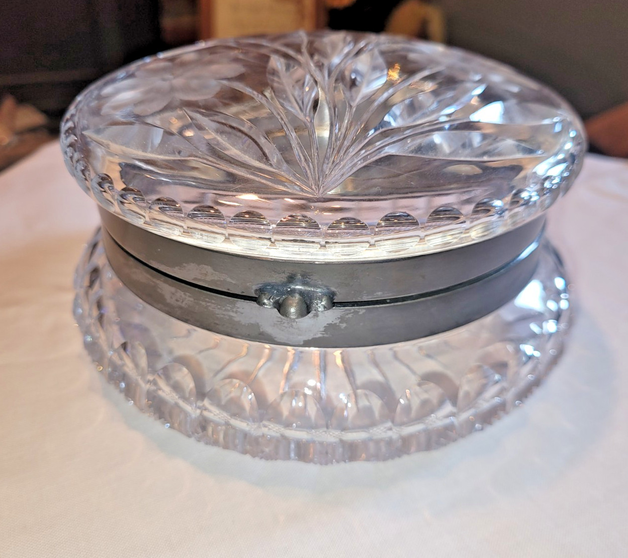 Antique Pairpoint Viscaria Cut Glass Dresser Jewelry Box Large 6\