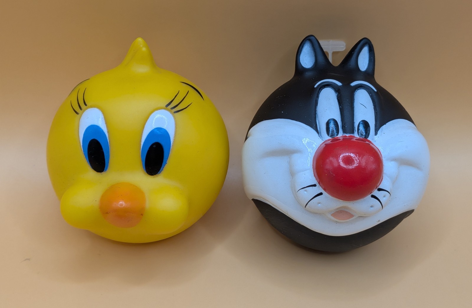 Vintage 1994 Warner Bros Tweety Bird Sylvester Looney Tunes Vinyl Figures Lot
