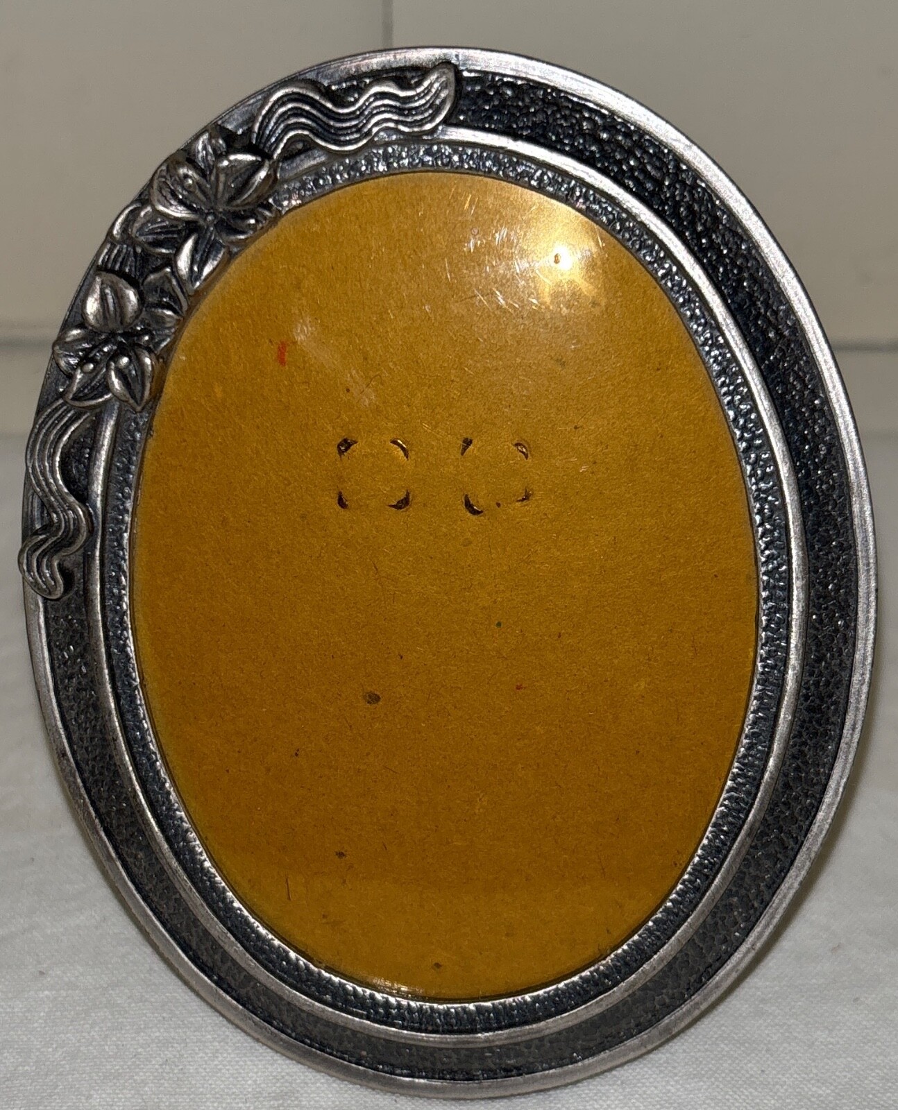 MCM Ornate Vintage Frame with Ribbon/Leaf/Flower in Pewter
