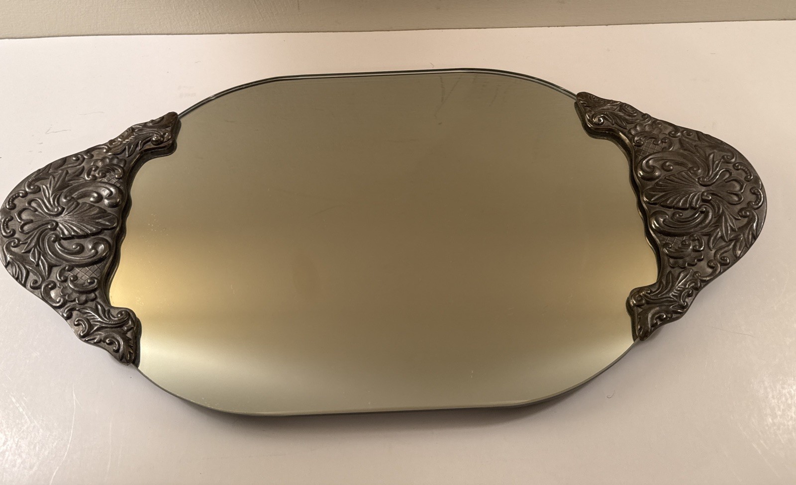 1991 Intl Silver Mirror Vanity Perfume Tray 16\