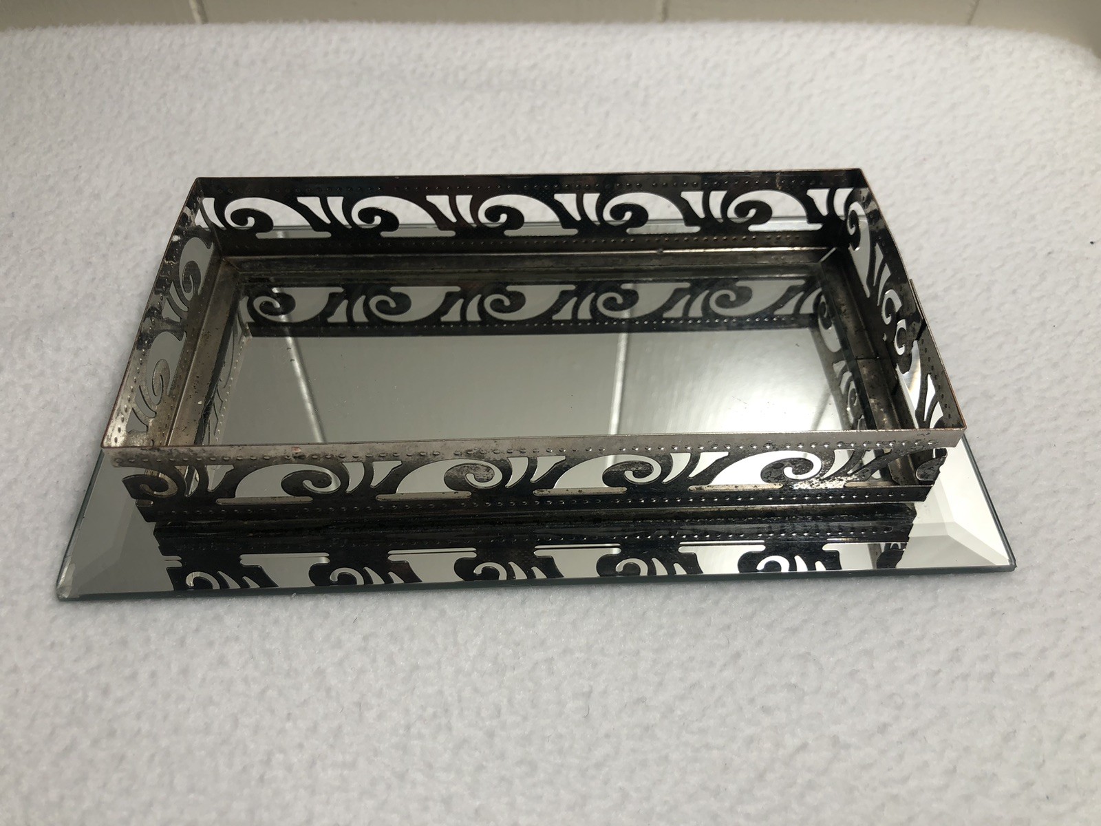Vintage STUDIO SILVERSMITHS Mirror Vanity Tray 4.25 x 7.5