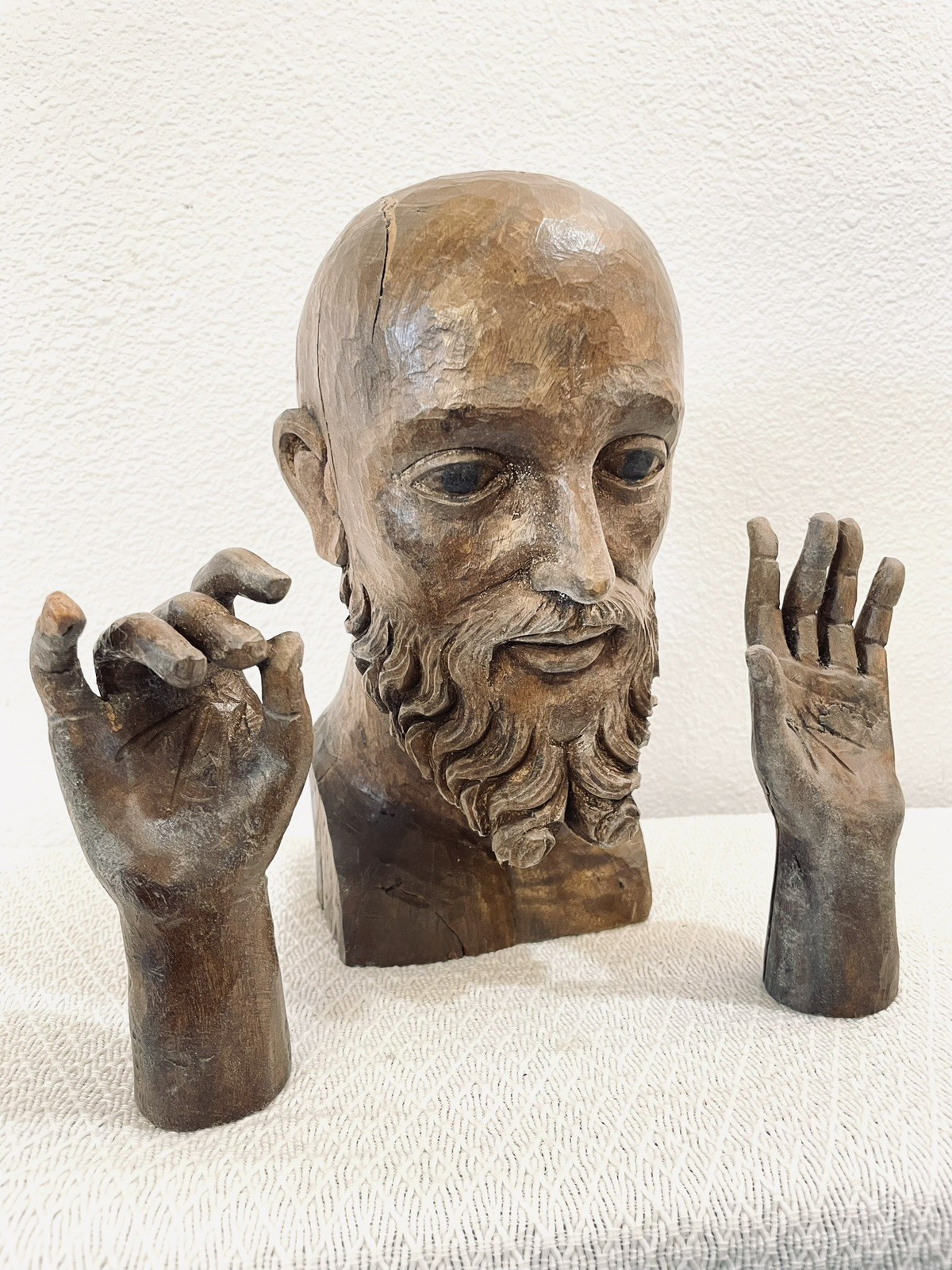 ANTIQUE SET OF CARVED WOOD BASTIDOR HEAD & HANDS OF A MALE SAINT OR APOSTLE ANTIQUE SET OF CARVED WOOD BASTIDOR HEAD & HANDS OF A MALE SAINT OR APOSTLE