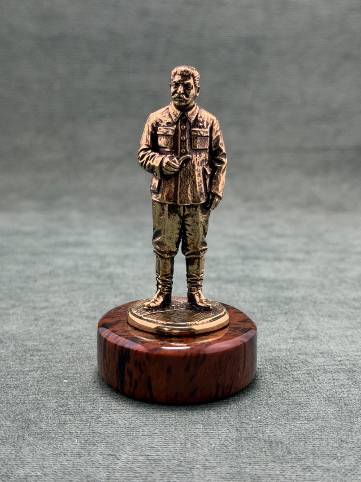Art Deco Stalin figurine cast bronze statuette sculpture base In Obsidian stone