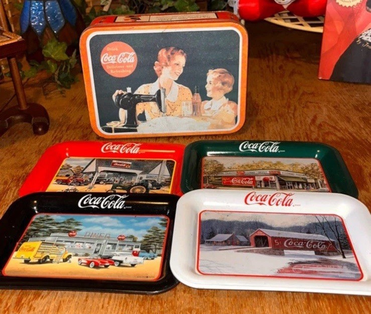 Coca-Cola 1994 Collector Tin & 1998 Mini Tip Tray Lot 5pc Americana Set