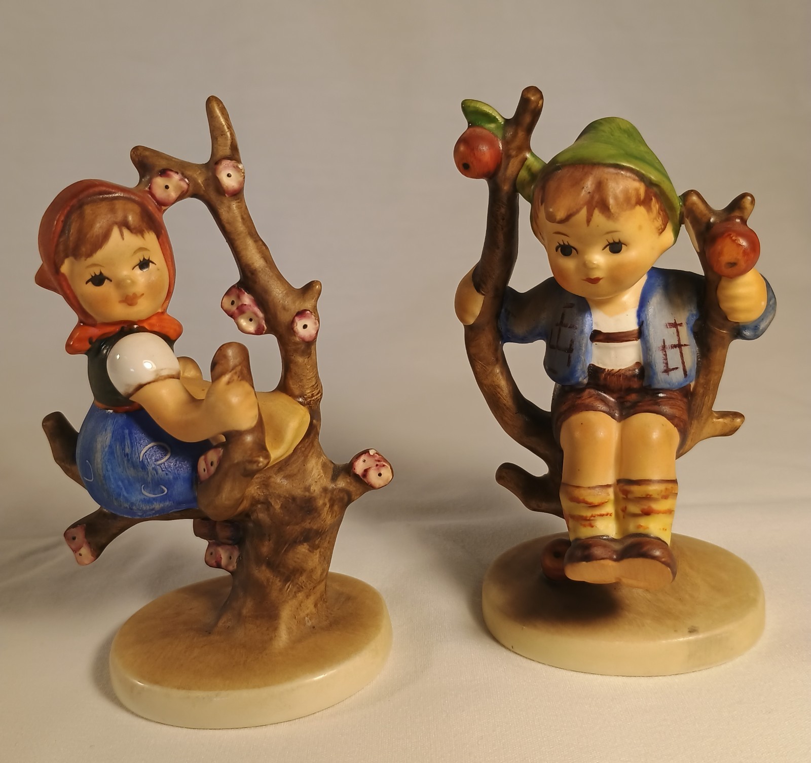 Goebel Hummel Apple Tree Girl & Boy Pair TMK 5 Matching Set of 2 Figurines Goebel Hummel Apple Tree Girl & Boy Pair TMK 5 Matching Set of 2 Figurines