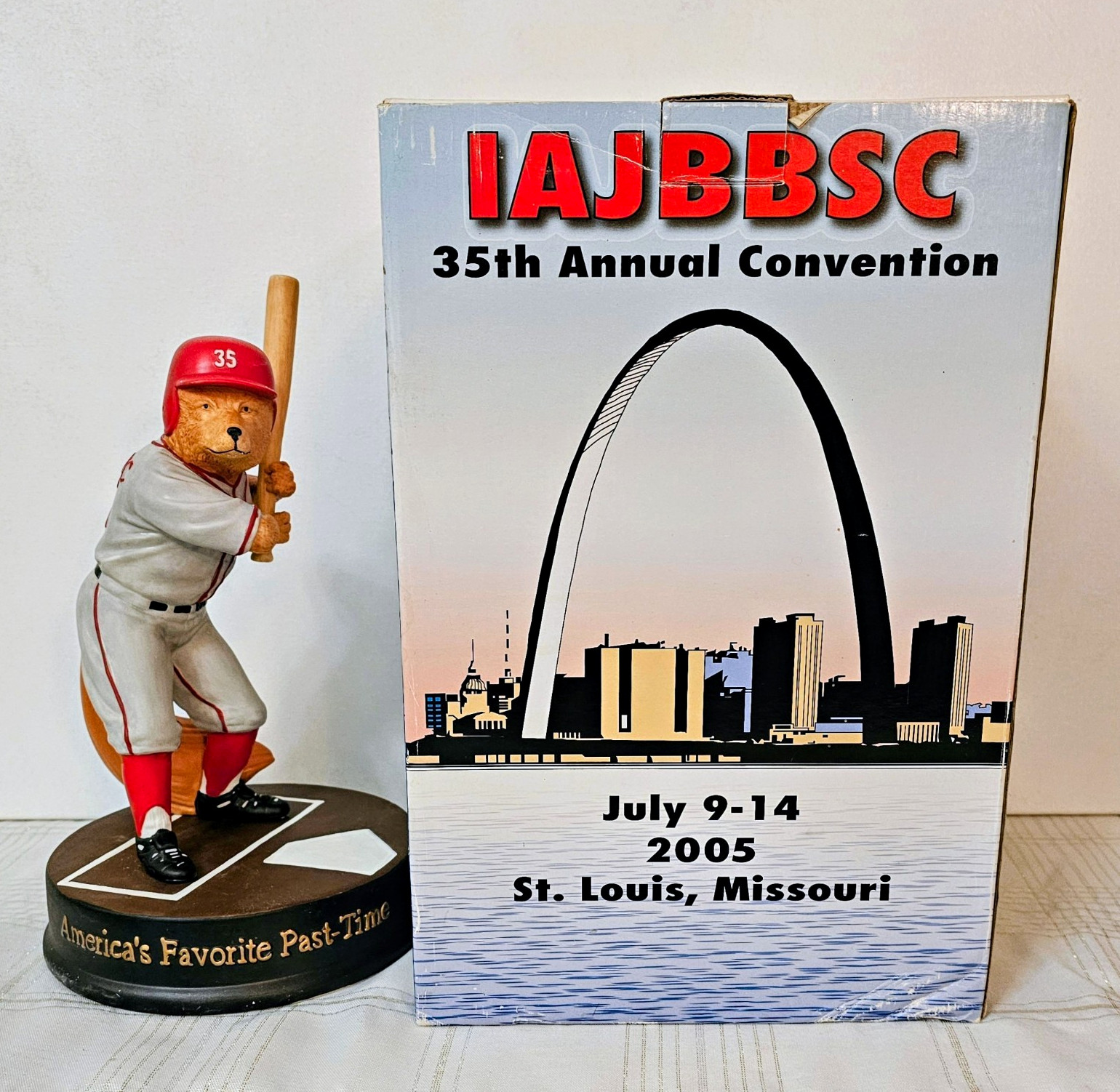 Jim Beam IAJBBSC 35th Annual Convention 2005 St. Louis Baseball decanter empty Jim Beam IAJBBSC 35th Annual Convention 2005 St. Louis Baseball decanter empty
