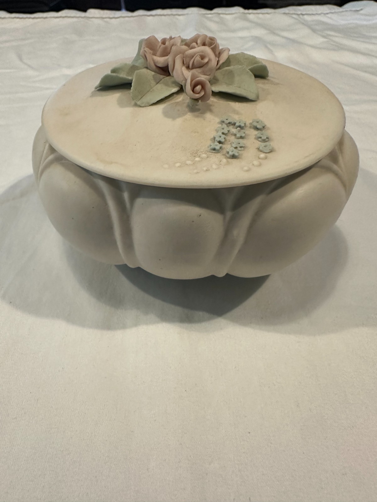 Vintage Matte Bisque Porcelain Trinket Box w/ Applied Floral Detail Signed 1970s