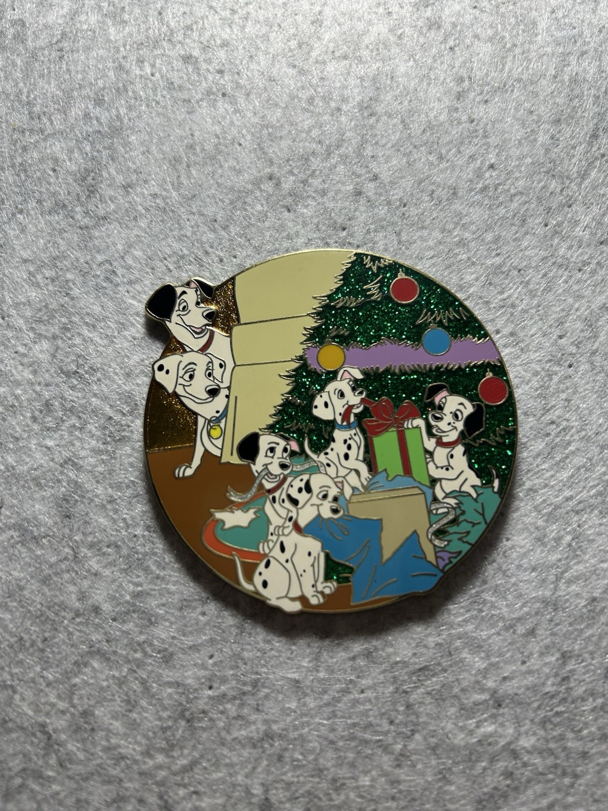 Walt Disney Imagineering (WDI) - Holidays 2016 - 101 Dalmatians pin
