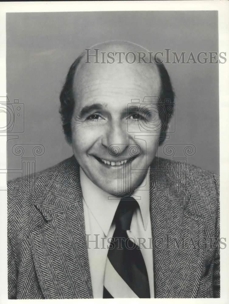 1981 Press Photo Herb Edelman Stars as a Deputy Commissioner in \