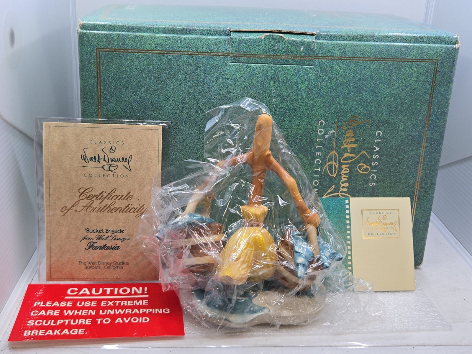 WDCC Disney Fantasia Bucket Brigade Figurine 1992 Steamboat Wheel Mark COA Box