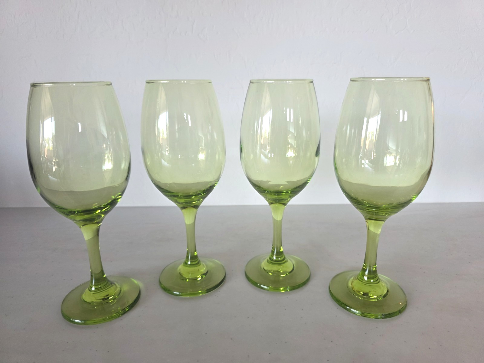 VTG Cristar Rioja Clear Lime Green Wine Glasses Circa 1990\'s-2000\'s Set Of 4