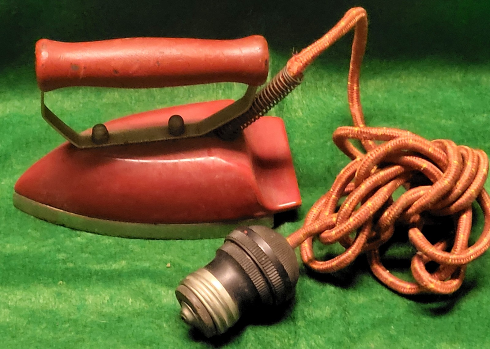 Vintage Antique Child Toy Electric Iron Red Wood Handle Screw Light Plug WORKS