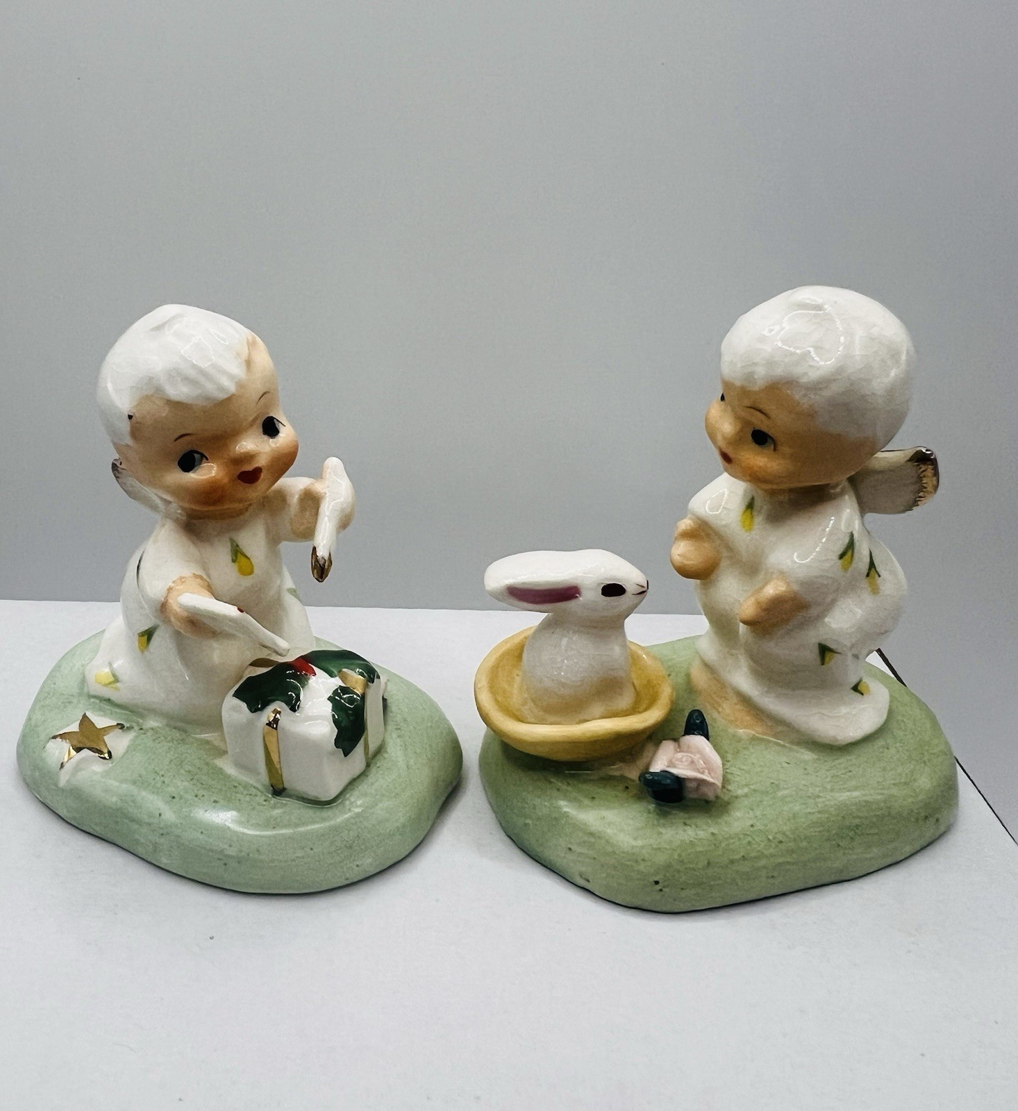 Set of 2 VTG Napco 1956 Ceramic Angels Itsy Bitsy Christmas Present Bunny Flower