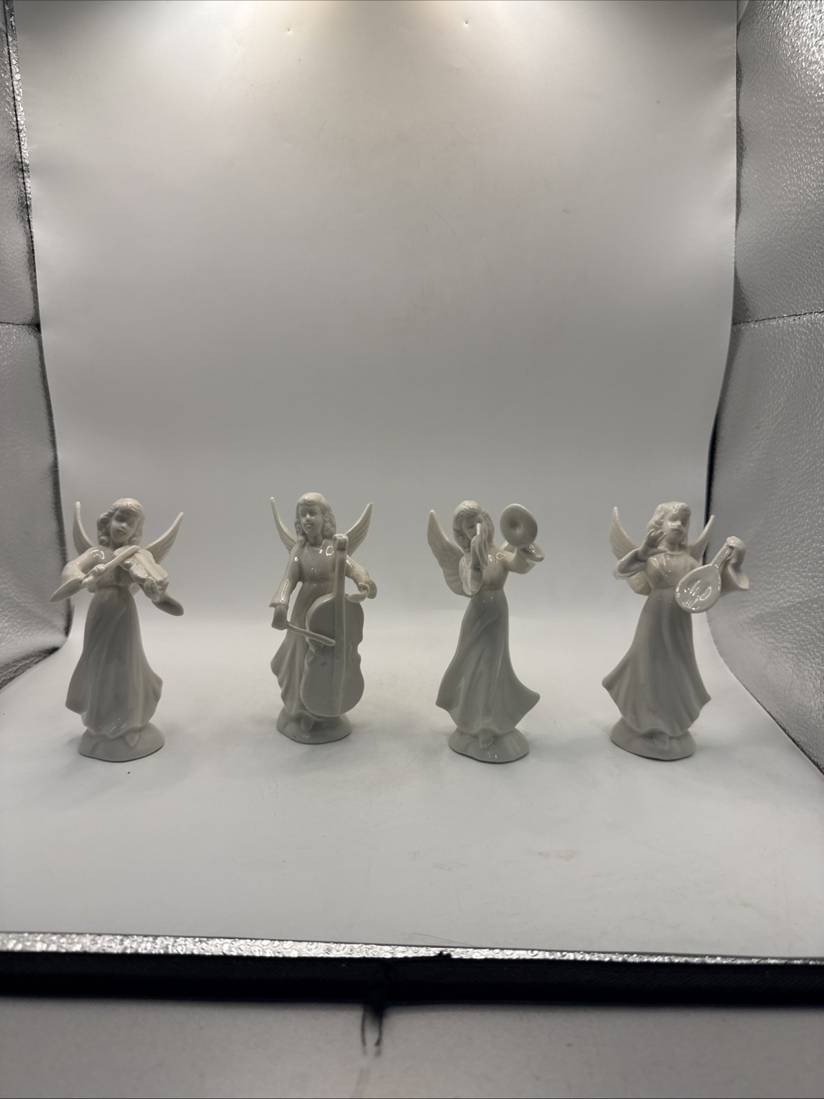 Vintage Dresden Germany White Porcelain Angel Orchestra Set Of 4 Figurines * Vintage Dresden Germany White Porcelain Angel Orchestra Set Of 4 Figurines *