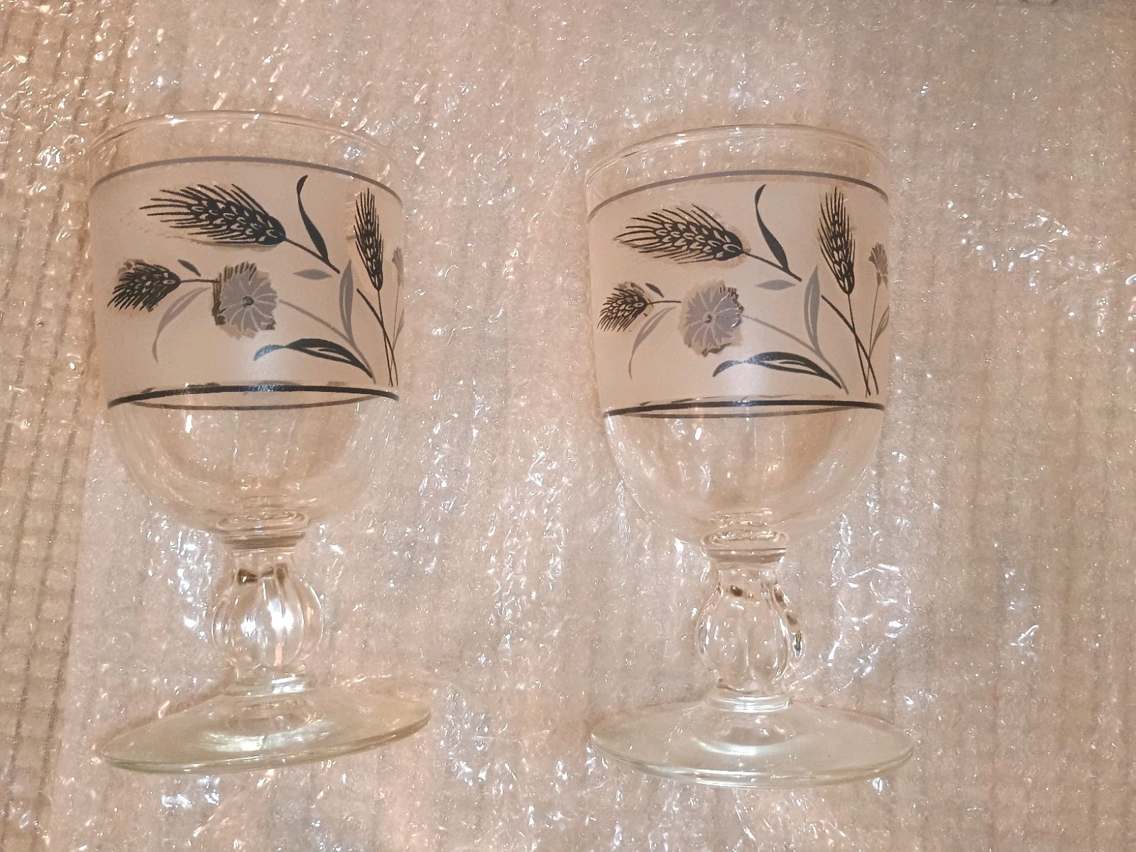 2 Vintage Mid-Century Libbey Silver Flower and Wheat Straw Stemmed 6 oz. Goblets