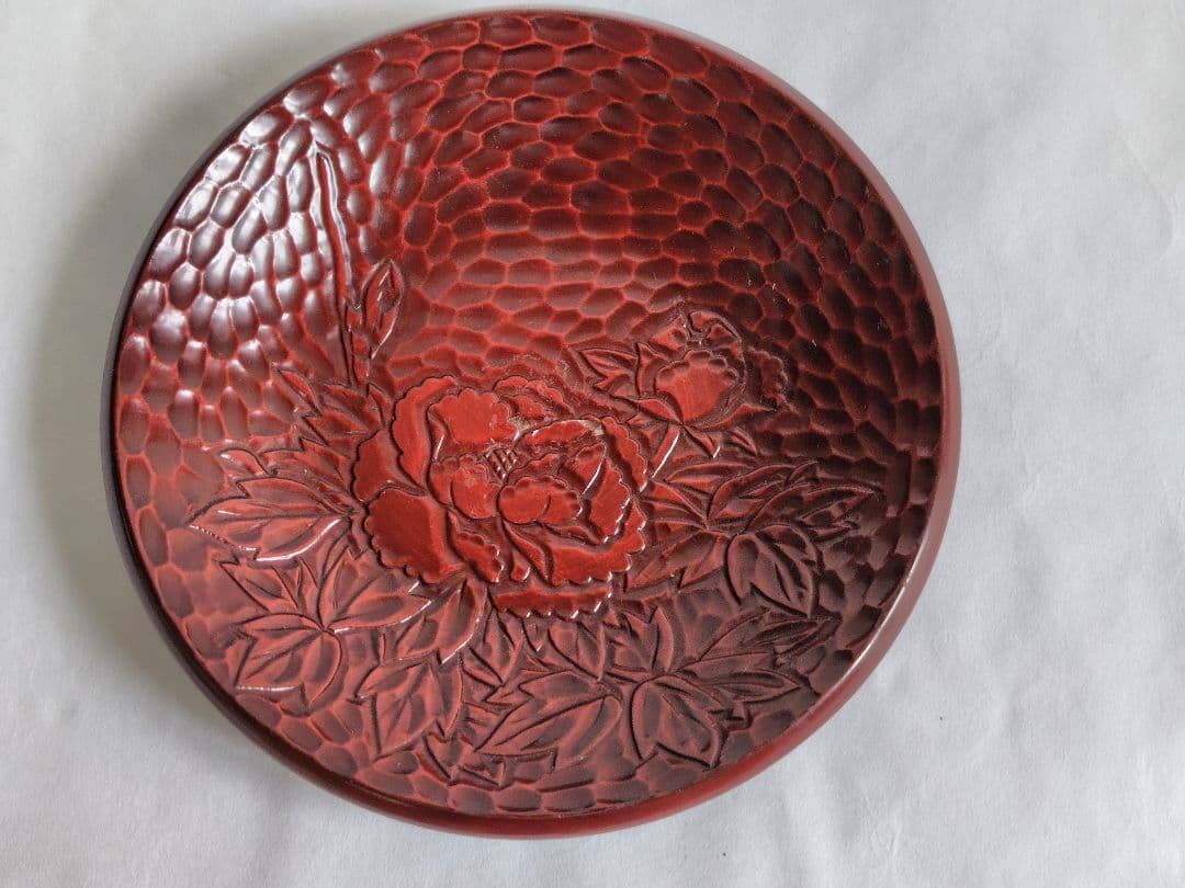 Kamakura-bori Lacquerware Confectionery Plate Peony Wood 21.7cm Round Bowl