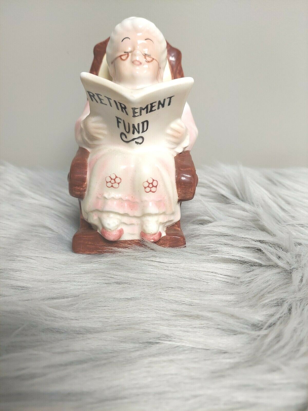 Lefton Retirement Fund Bank Grandma in Rocking Chair w/ Stopper Made In Japan 8\