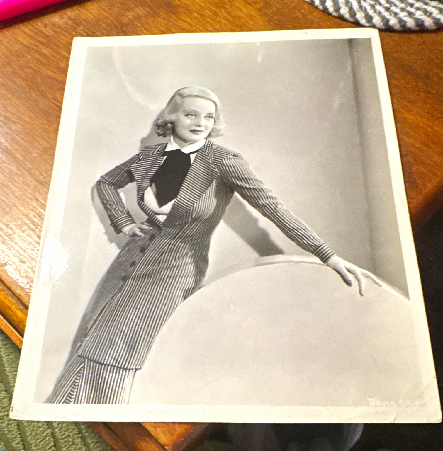 Bette Davis 1938 B&W Press Photo Lot (3) Bette Davis 1938 B&W Press Photo Lot (3)