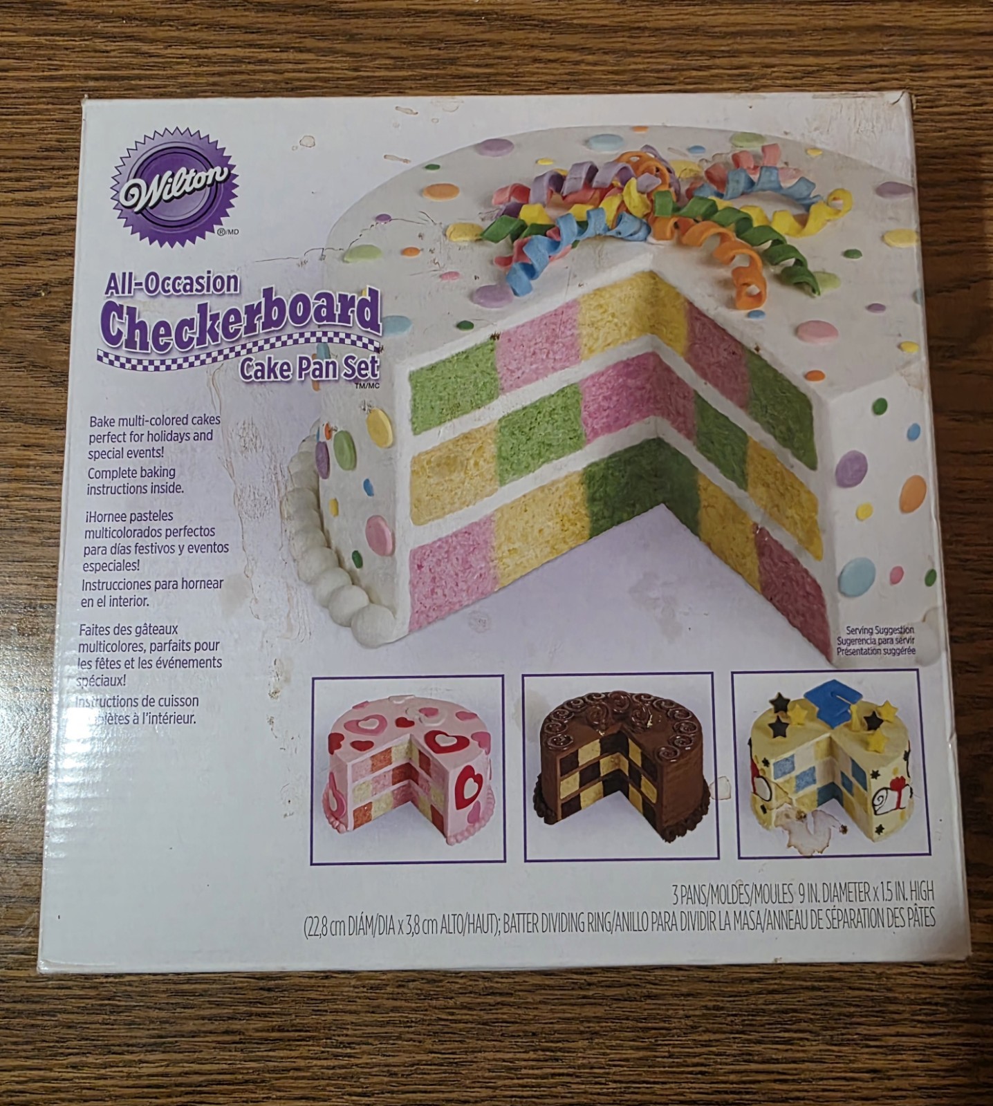 NIB Wilton Checkerboard 3-Piece Cake Pan Set