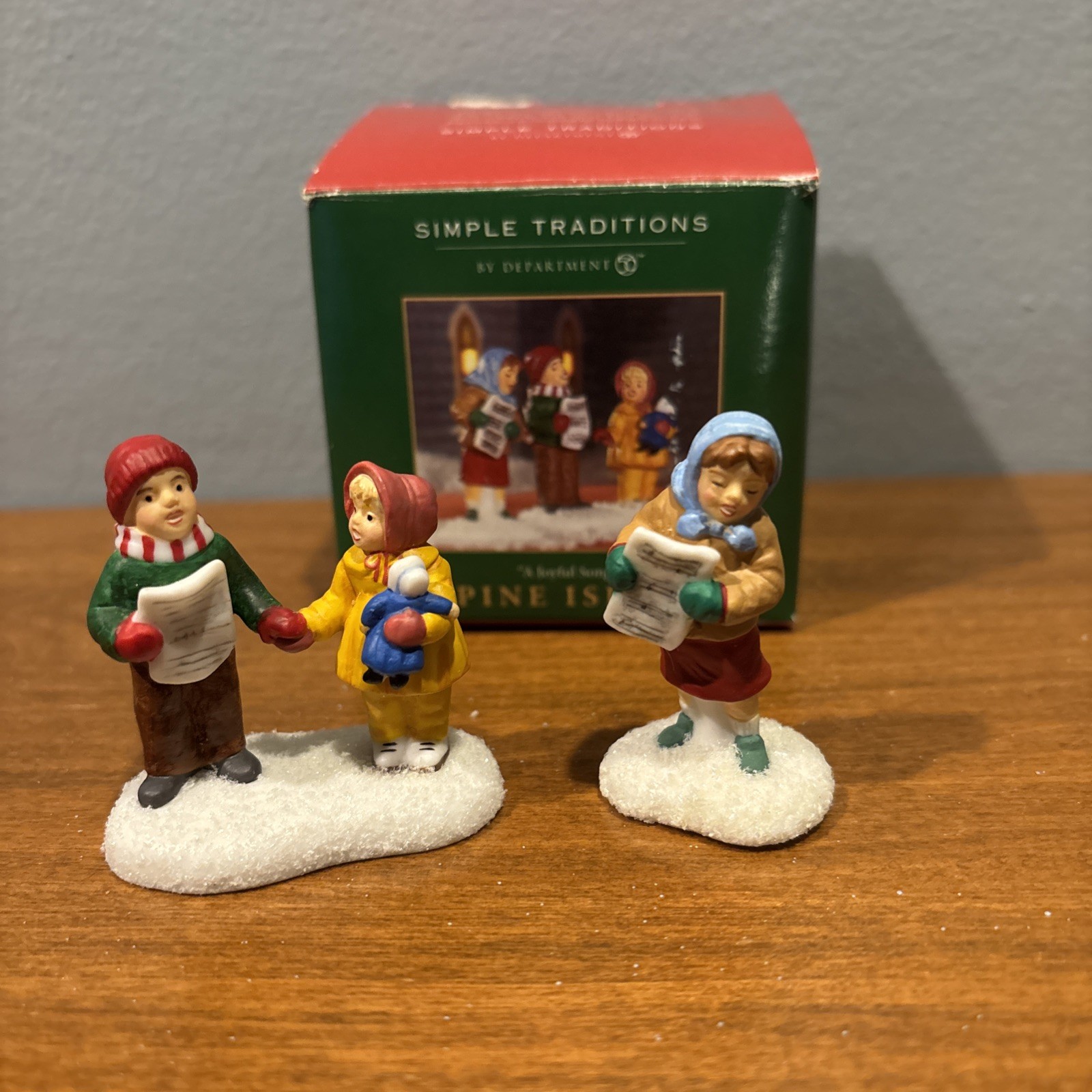 Dept 56 Pine Isles Simple Traditions A Joyful Song 
