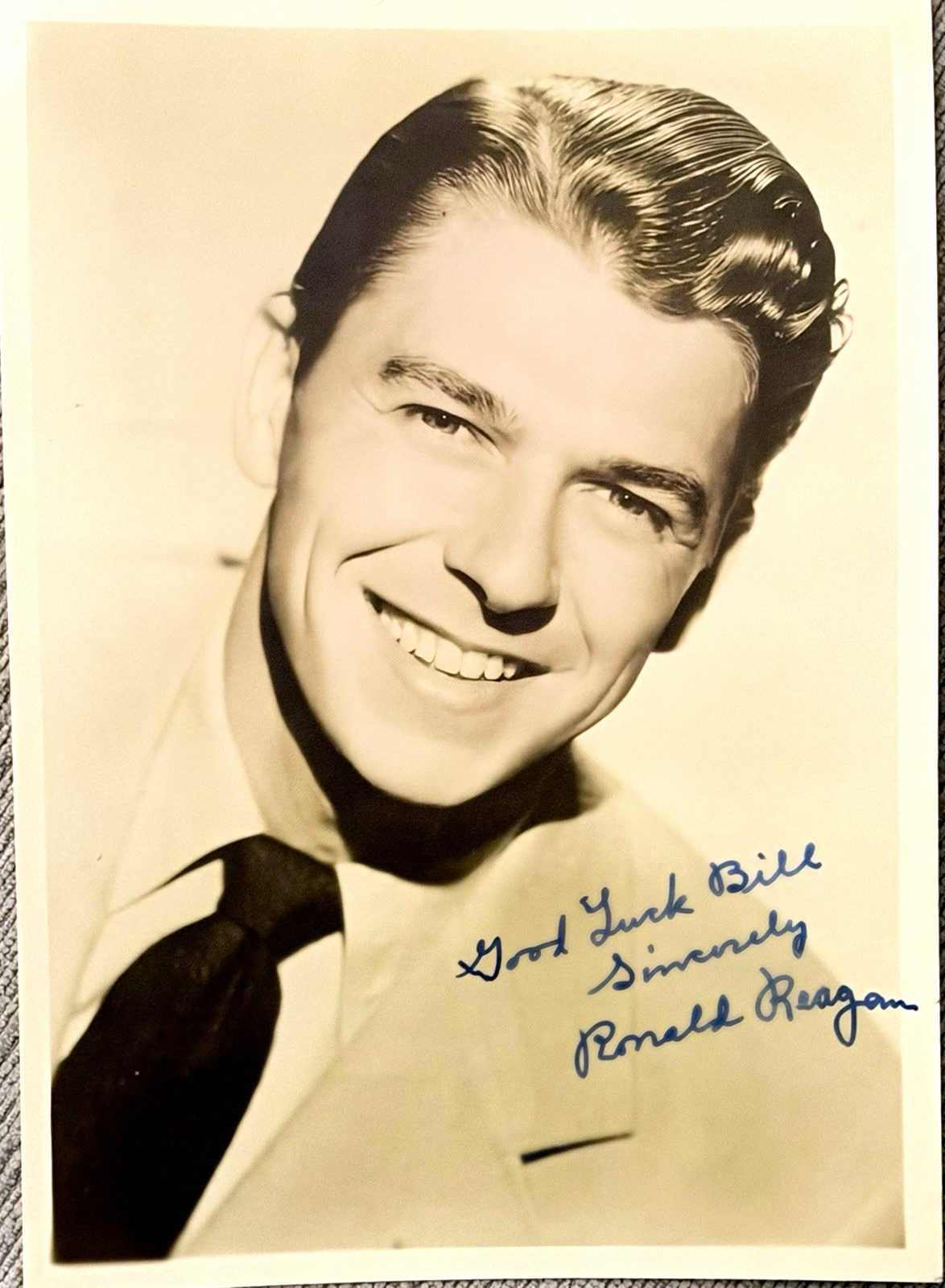 Ronald Reagan Signed Original Photo Autographed “Best Wishes” Presidential