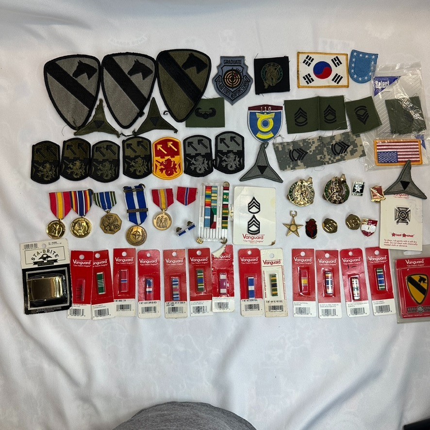 Vintage US Army Military Patch Pin Badge Insignia Shoulder Board Lot 50+