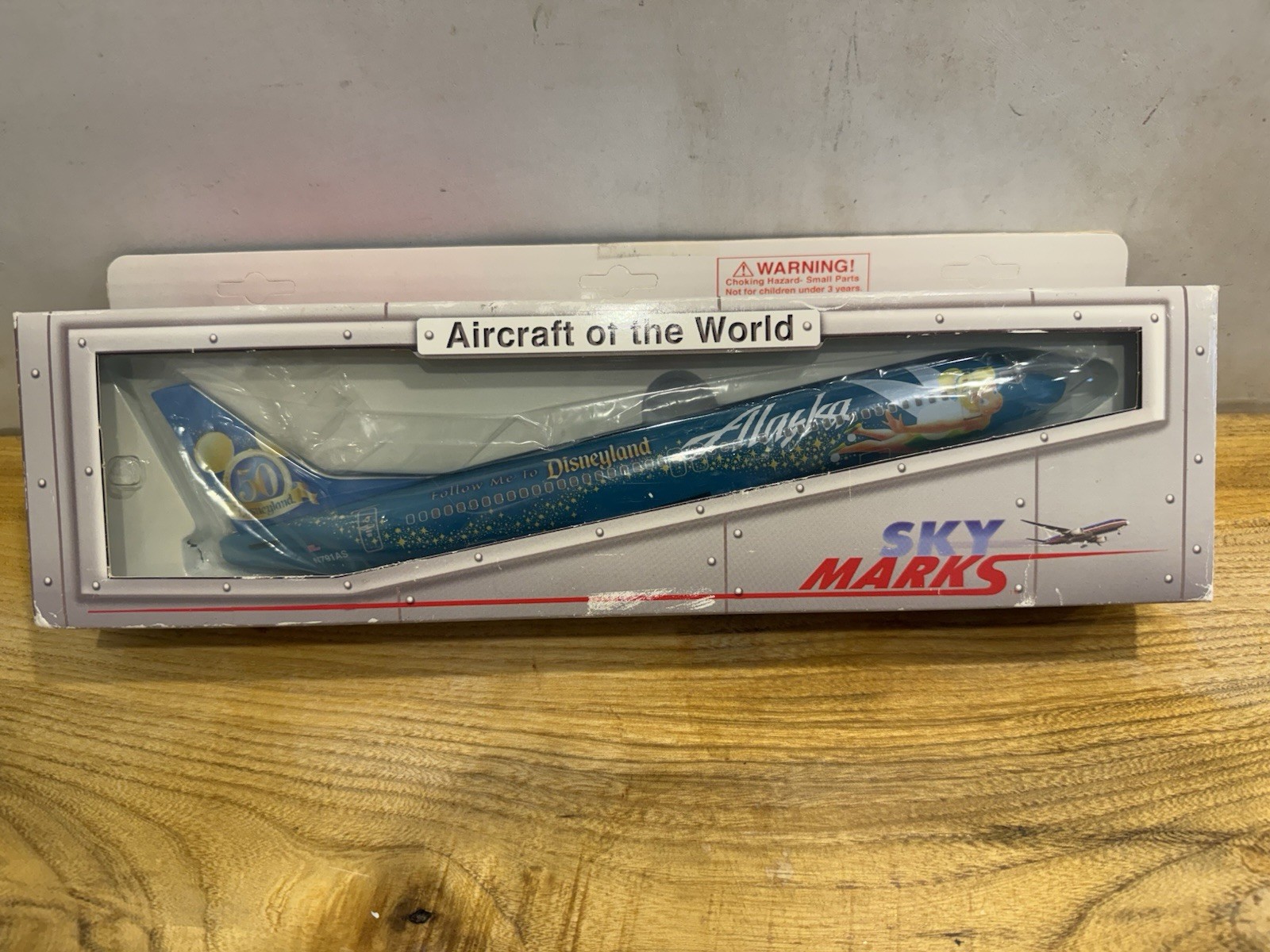 NEW SkyMarks Alaska Airlines Model Disney Tinkerbell Boeing 737-400 1/130 RARE