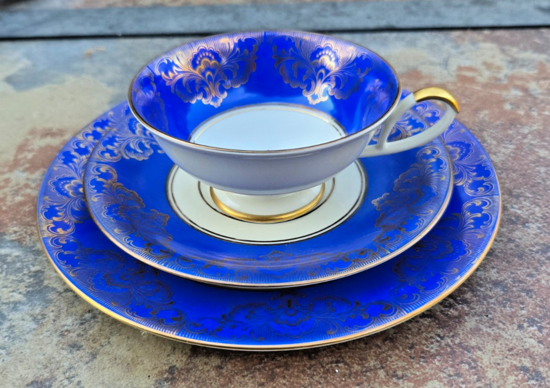 Vintage Alka Kunst Kronach Bavaria Cobalt Blue Gold Lace Pattern 3 pc Set 675