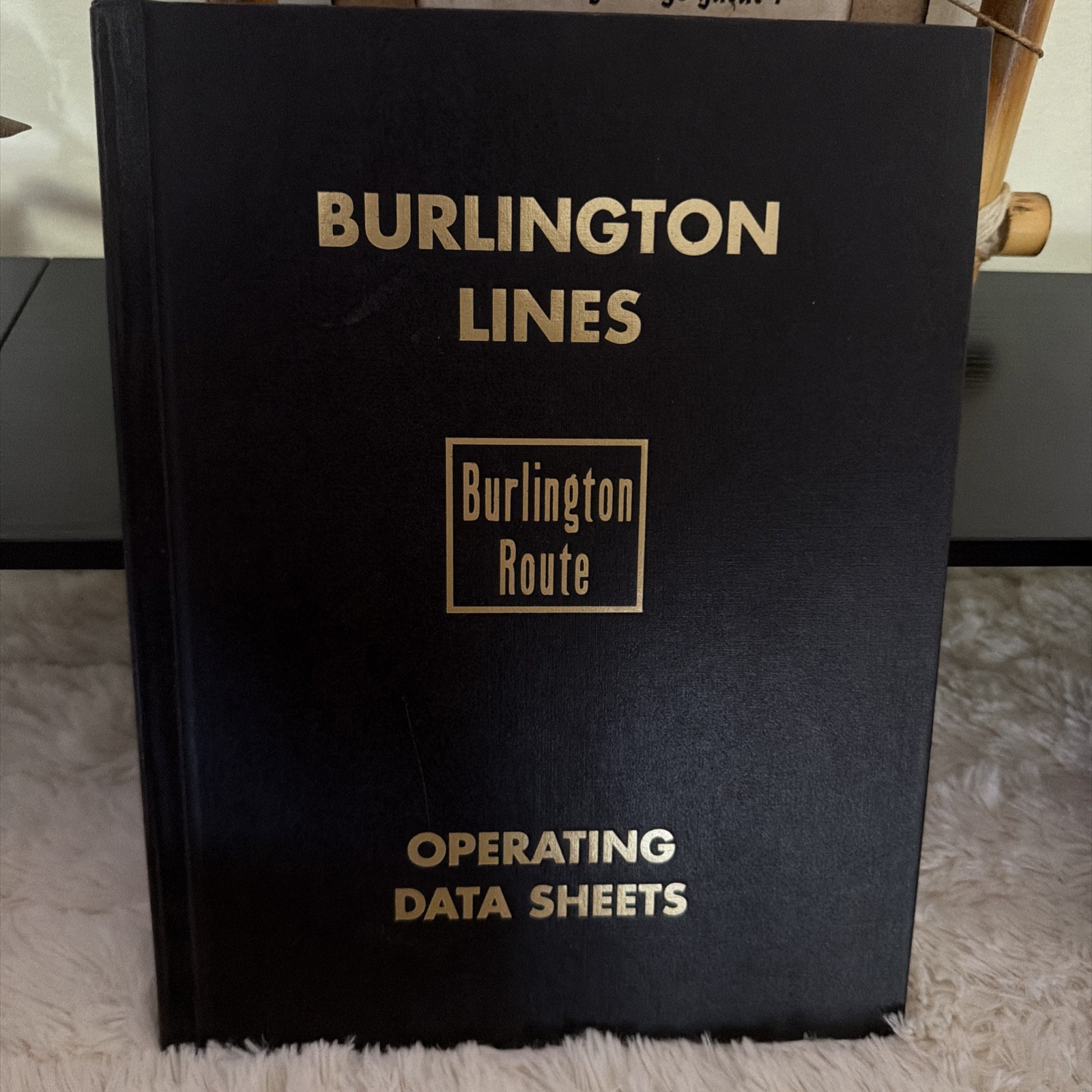 Burlington Lines / Route Operating Data Sheets for 1969. HC CB&Q Book. Nice