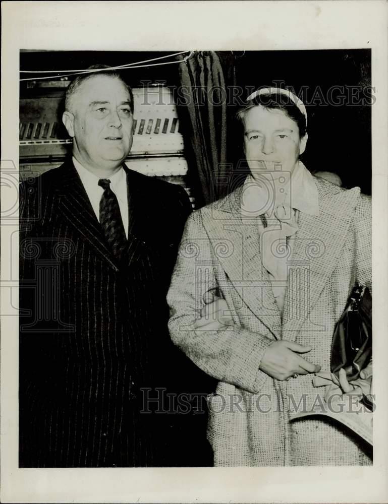 1937 Press Photo President and Mrs. Roosevelt after voting at Hyde Park, NY. 1937 Press Photo President and Mrs. Roosevelt after voting at Hyde Park, NY.