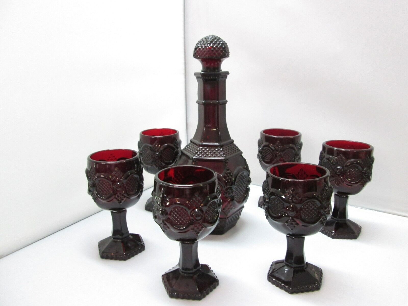 Vintage Avon 1876 Cape Cod Ruby Red Wine Decanter And 6 Mini Goblets