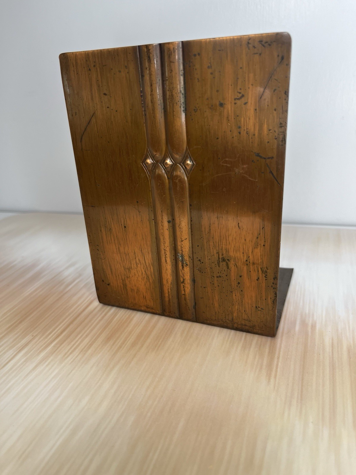 ANTIQUE USA HAMMERED COPPER ROYCROFT BOOKEND VINTAGE BRONZE CLASSY DECOR