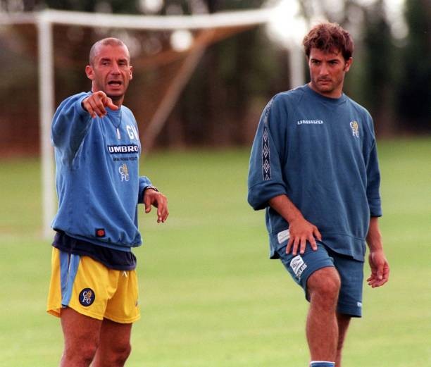 Chelsea player manager Gianluca Vialli points the way to new signi- Old Photo