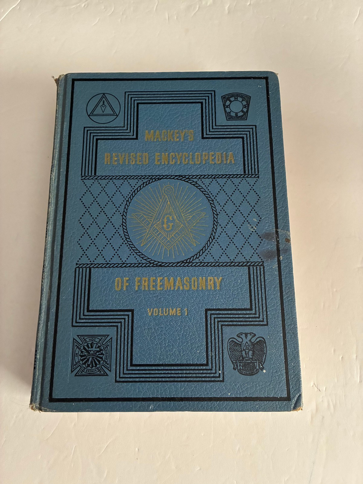 Mackey's Revised Encyclopedia Of Freemasonry -  Volume 1, 1946