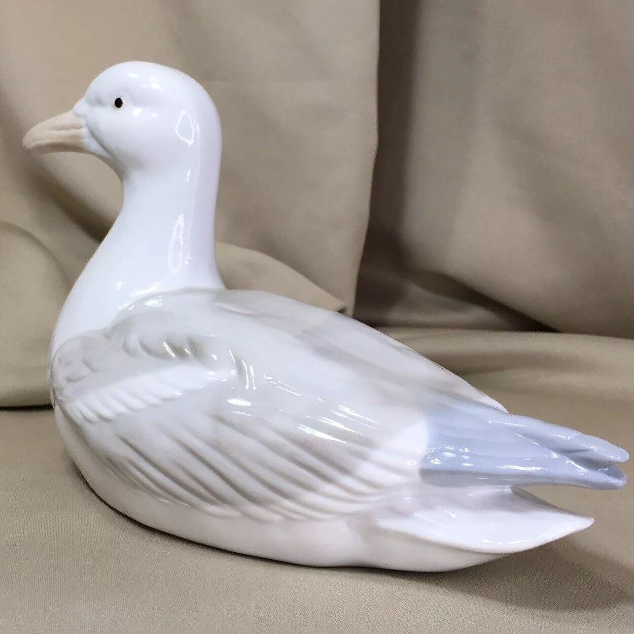 10” Seagull Bird Figurine, Vintage Glazed Porcelain, Price Co., Maritime Decor❤️
