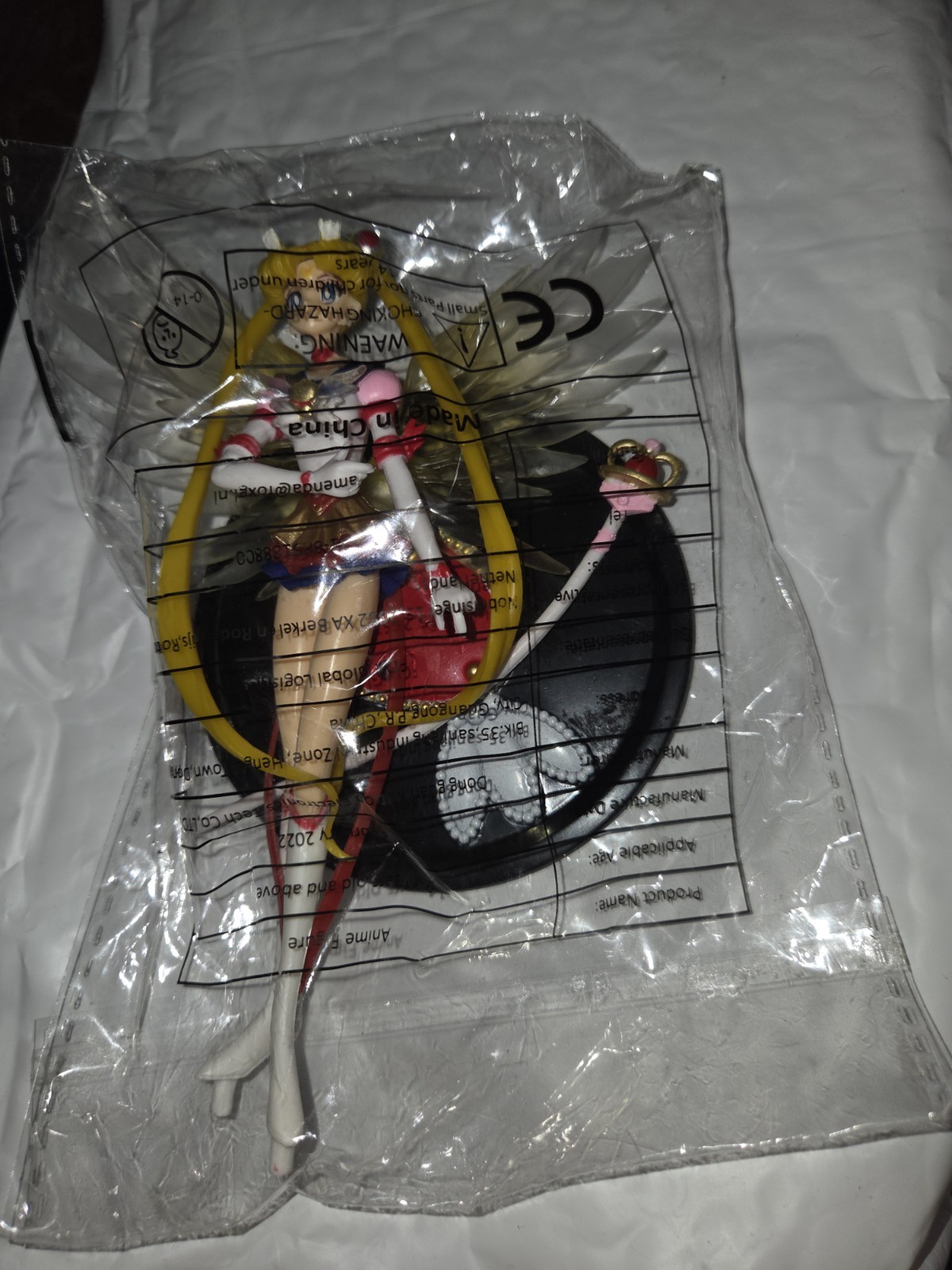 9-inch Super Sailor Moon Tsukino Usagi  w/Wings Action Figure Toy Statue Decor