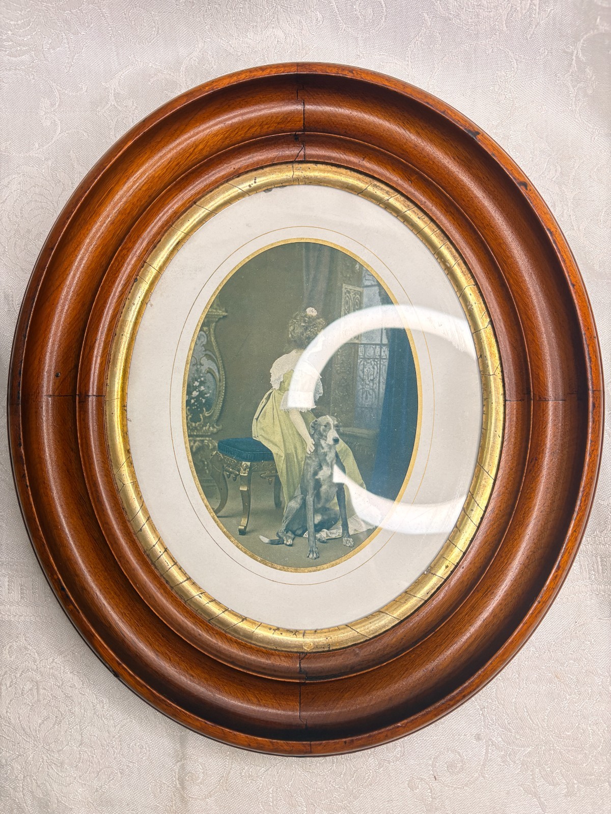 Antique c.1880s VICTORIAN Deep Carved Walnut Wood OVAL Picture Frame Antique c.1880s VICTORIAN Deep Carved Walnut Wood OVAL Picture Frame