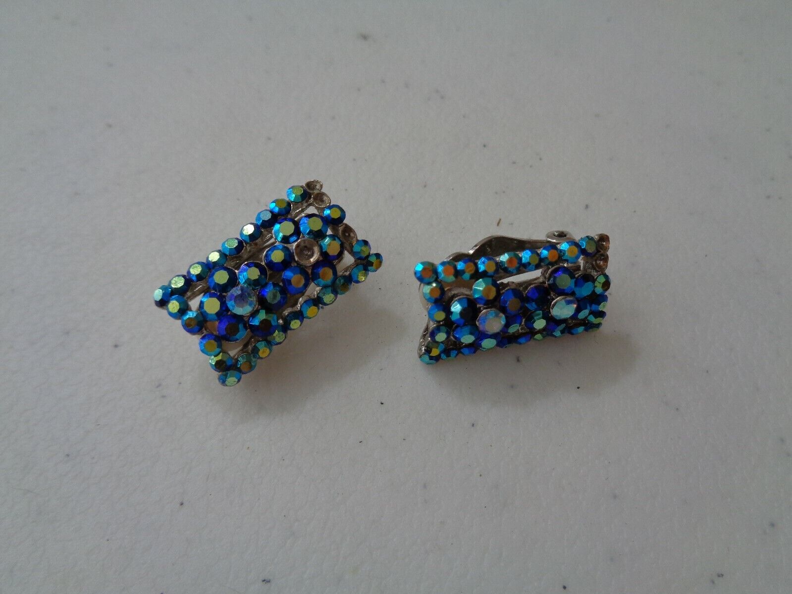 Vintage Blue Sparkly Rhinestones Clip Earrings (Missing Stones) D9