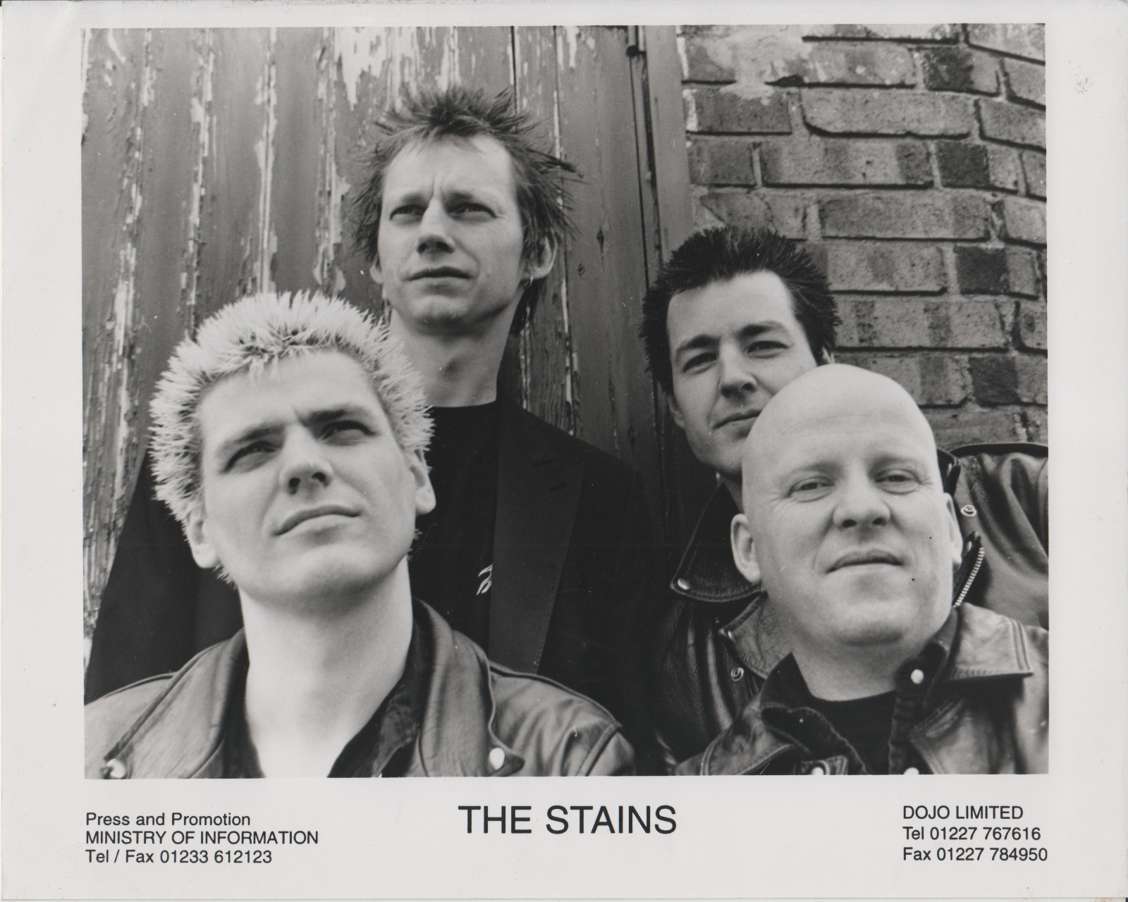 British Punk Band THE STAINS B&W 8x10 Publicity PHOTO British Punk Band THE STAINS B&W 8x10 Publicity PHOTO