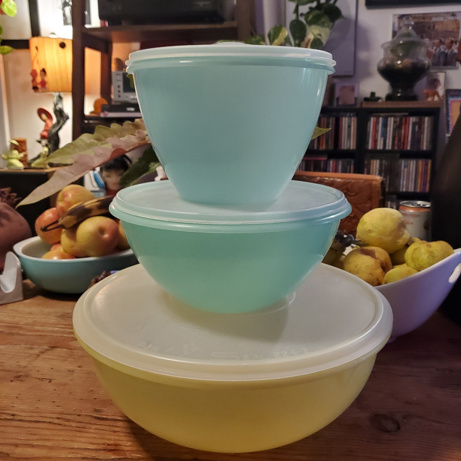 Vintage Tupperware Lot Fix-N-Mix Yellow 274-1,  crisp 679-1, Wonderlier 237-13