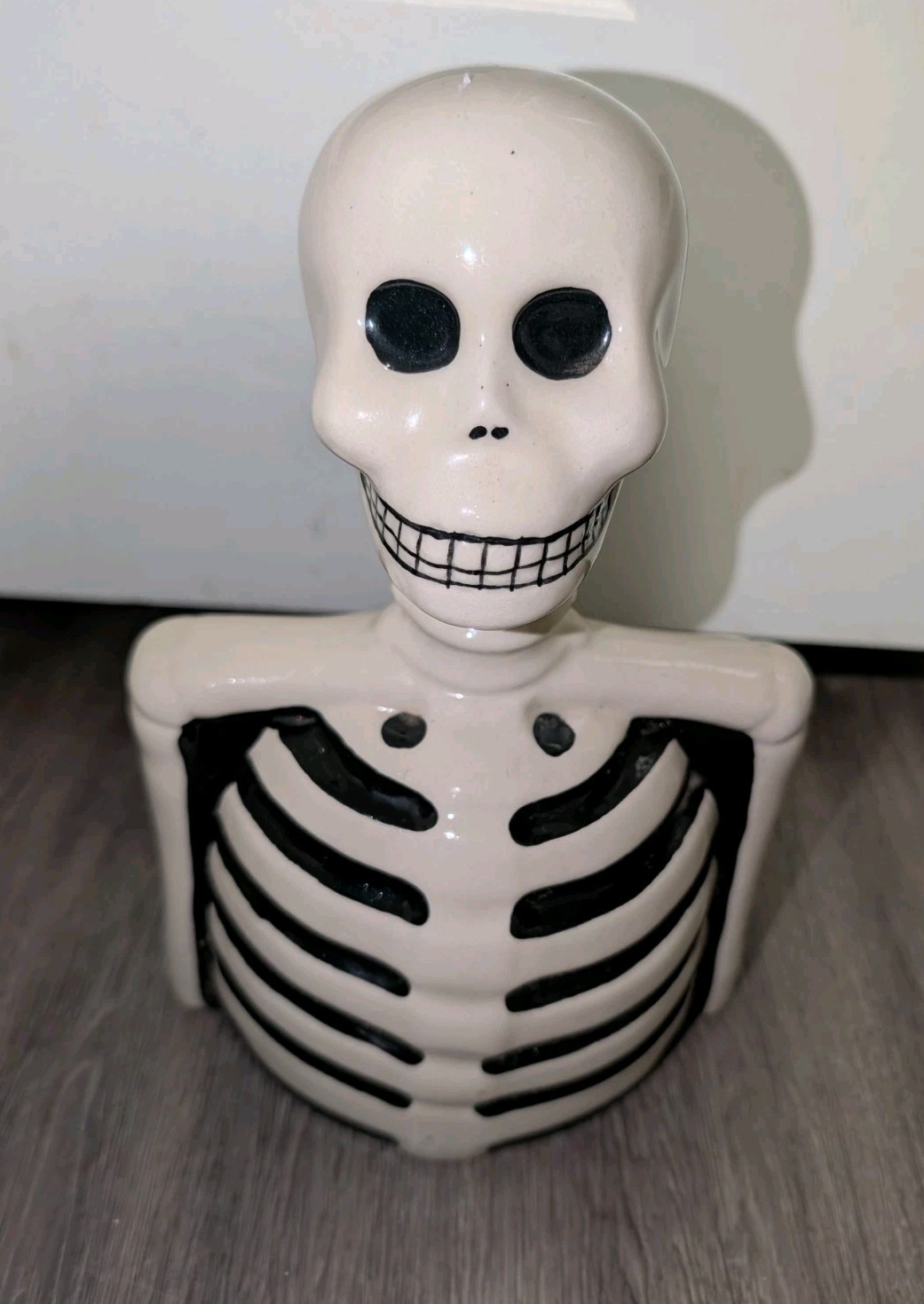 SKELLY by AzulejoS Anejo Tequila EMPTY Pottery Skeleton Bottle HALLOWEEN