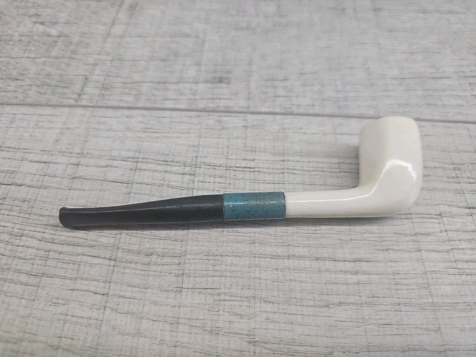 Vintage Royal Goedewaagen Holland Ceramic Smoking Pipe - White L-Shape