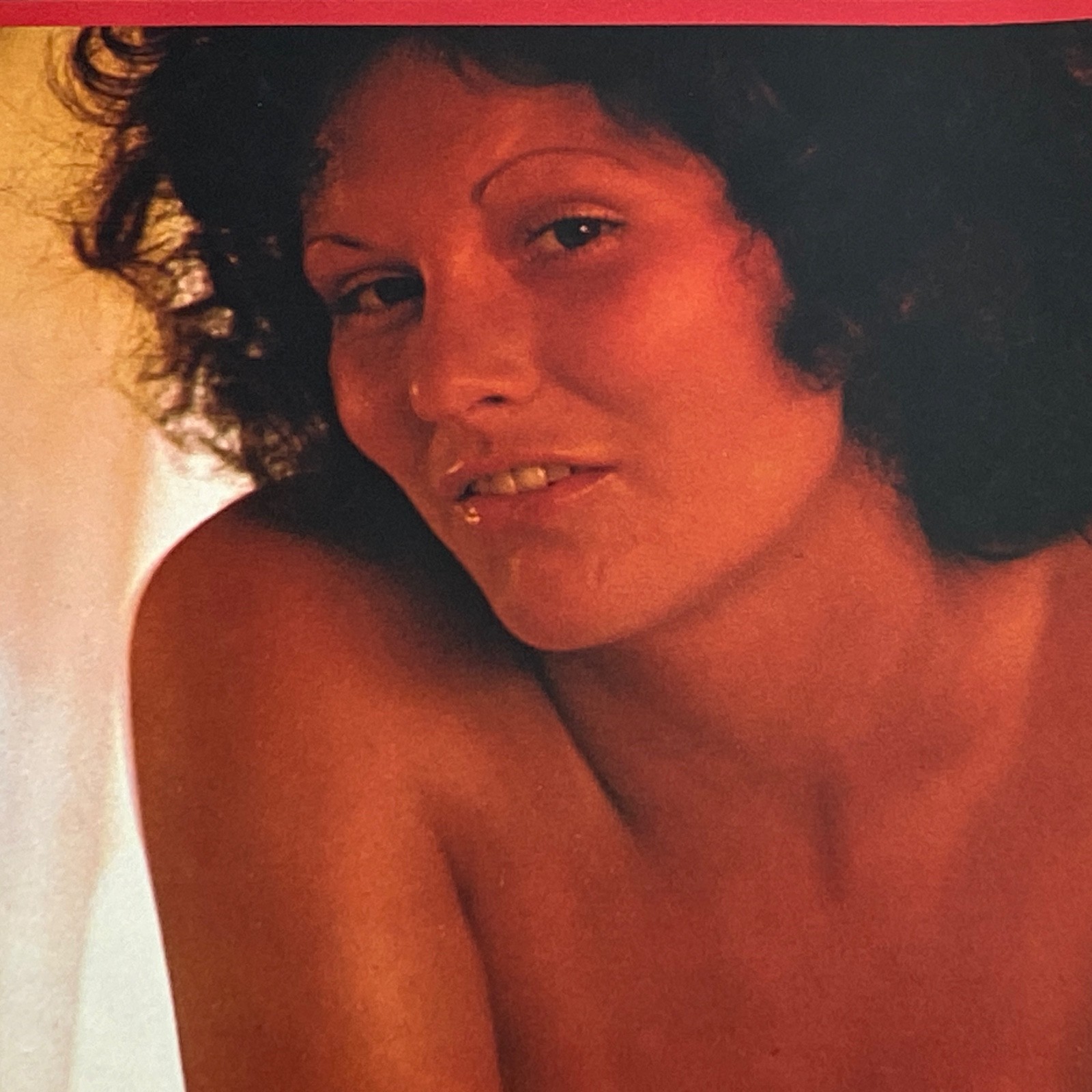 Linda Lovelace - 1973 Vintage Magazine Pinup Photo Clipping