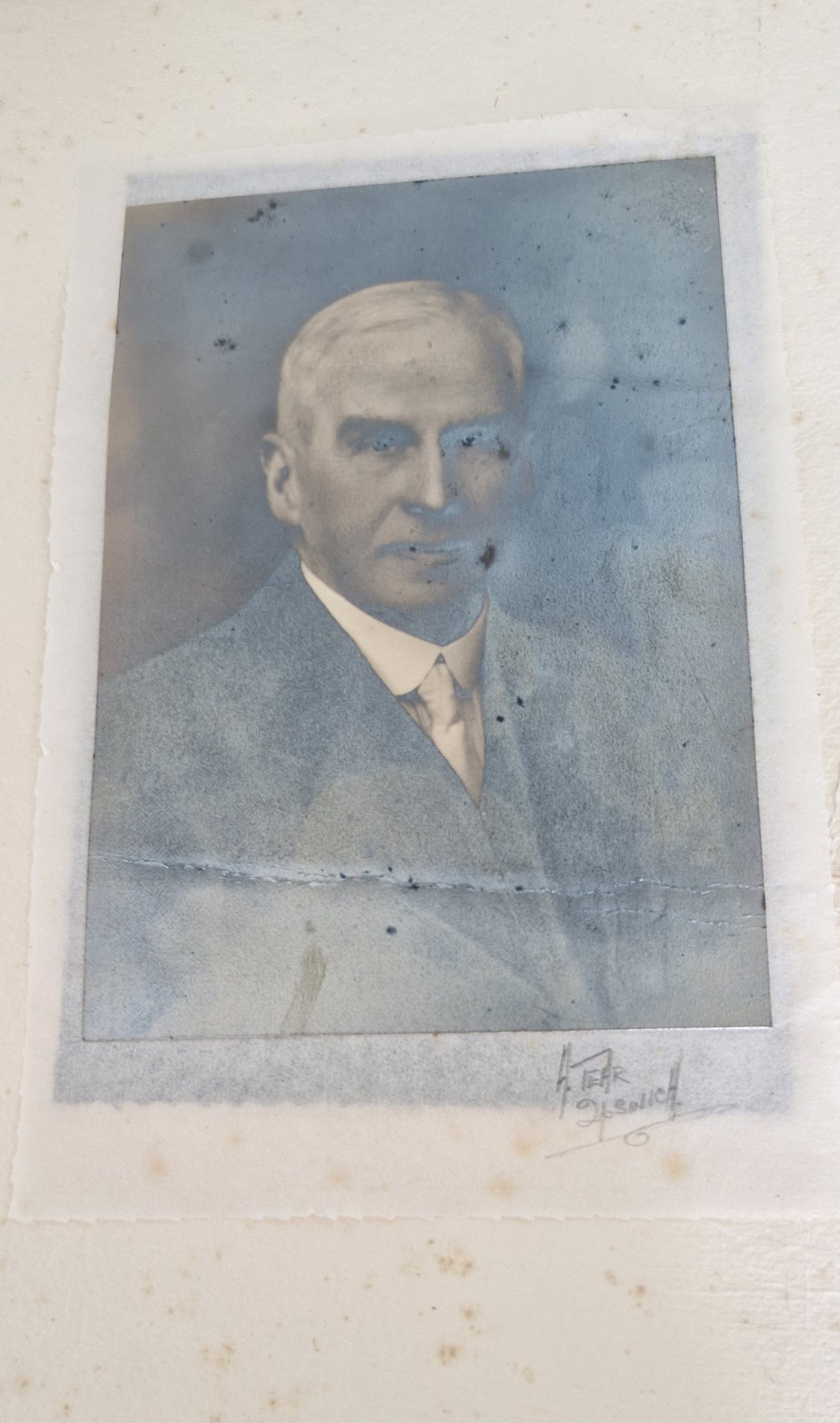Antique Camera Portrait by Adolphus Tear 1862-1925 Ipswich 