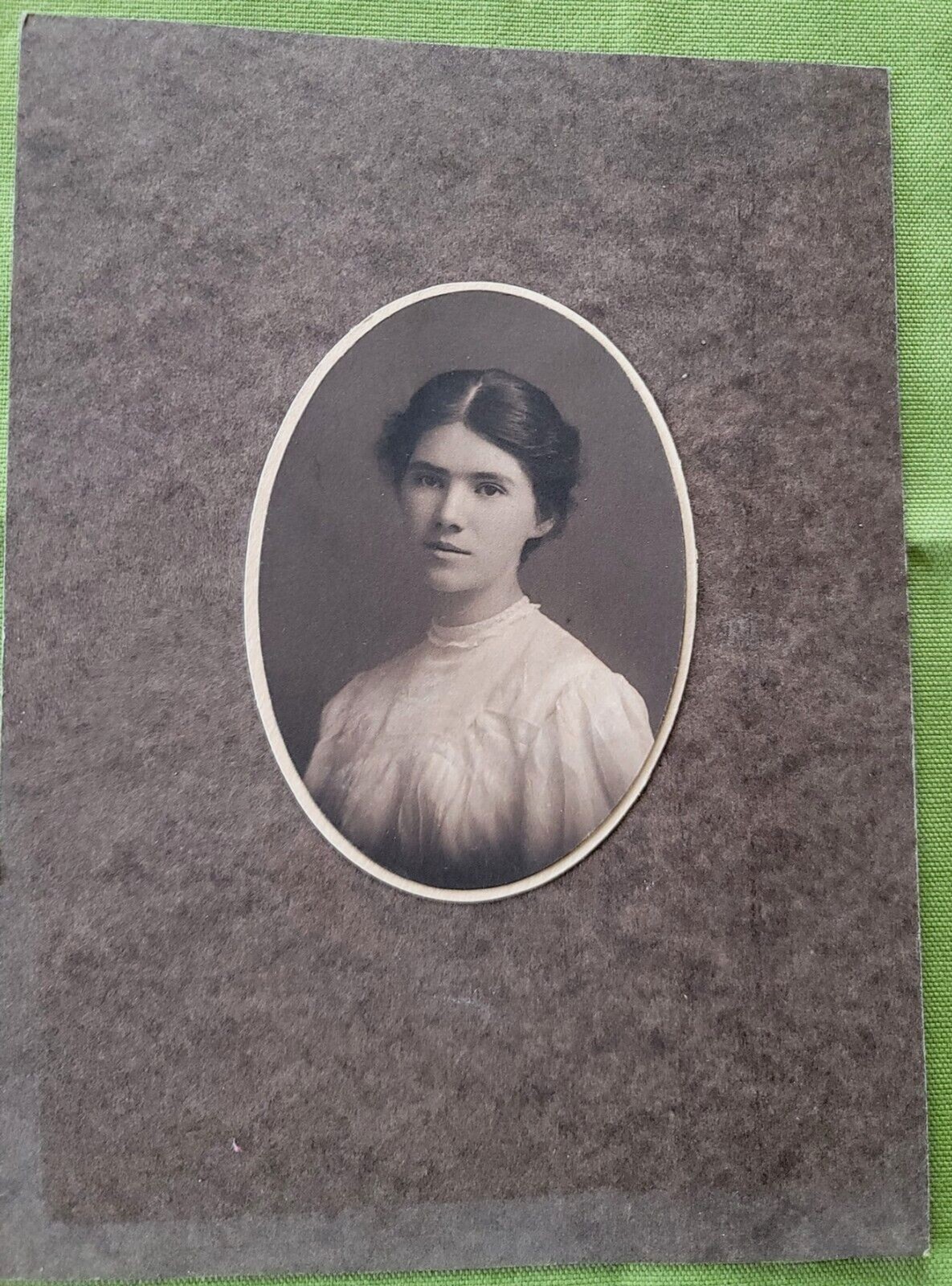 Vintage Photograph Cabinet Card Young Lady 1906 Oval Portrait