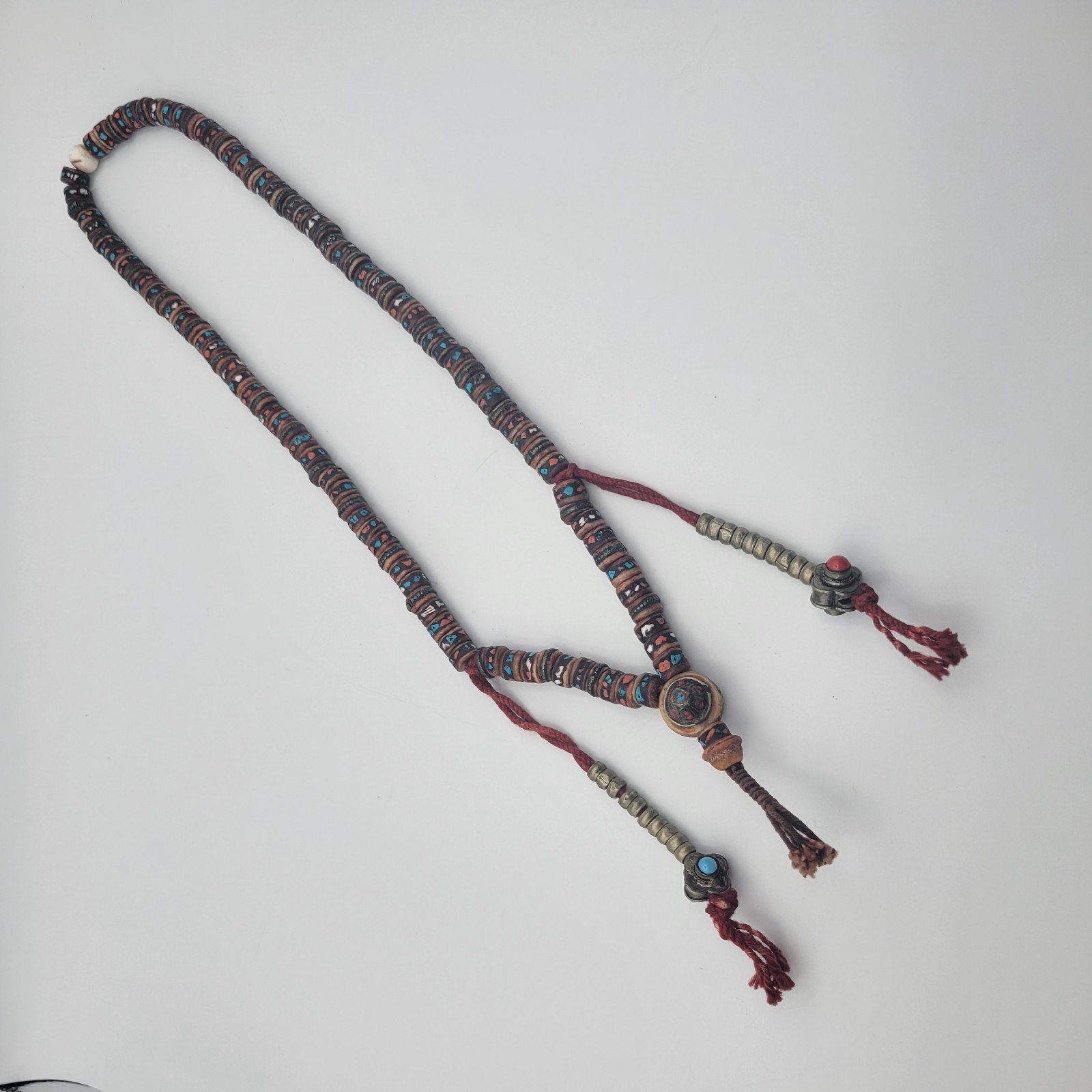Tiebetan Mala Rosary Prayer Necklace 108 Beads plus Accents Buddhism Meditation