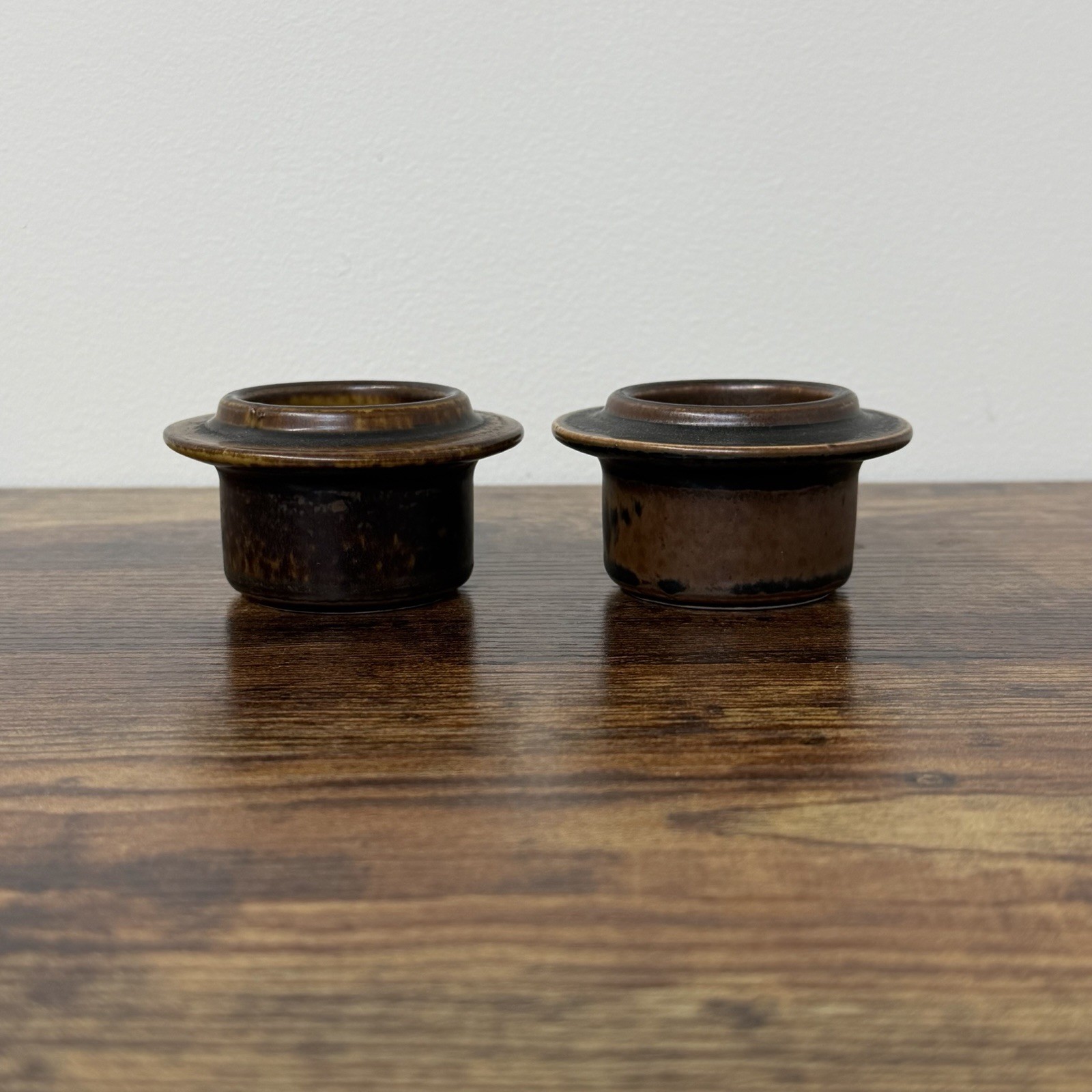 Arabia of Finland RUSKA Set of 2 Egg Cups Holders Brown Stoneware Pottery