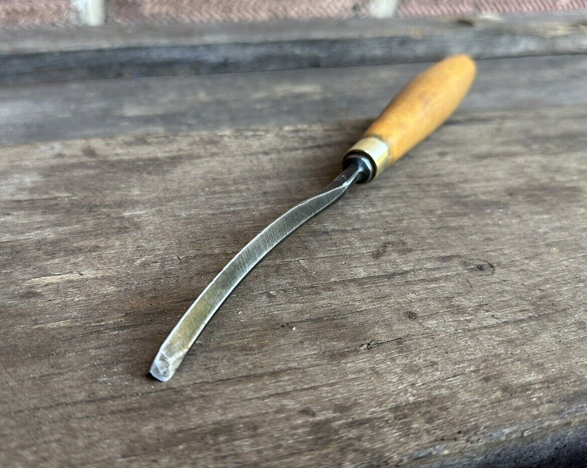 Vintage 1/4” C Hill Spoon V Gouge Carving Chisel Woodworking Old Tool