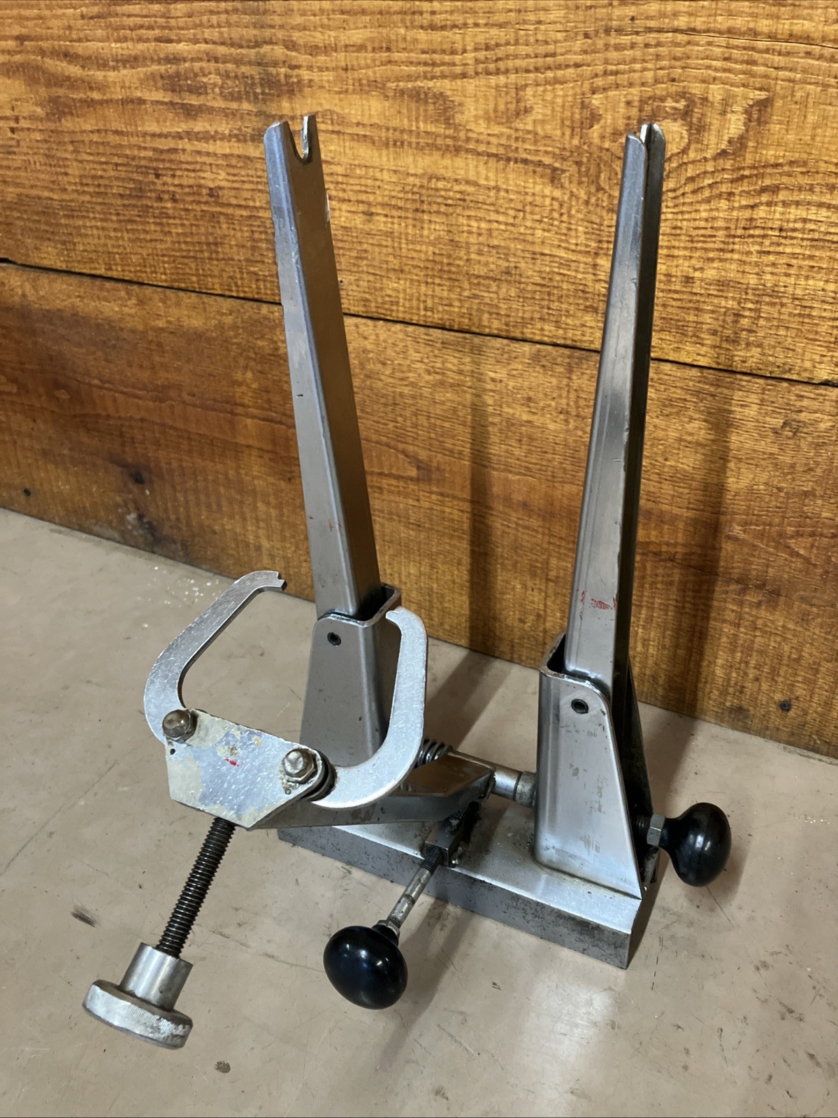 Vintage Late 1960’s / 70’s Schwinn Truing Stand SS-200 - Made By Park Tool