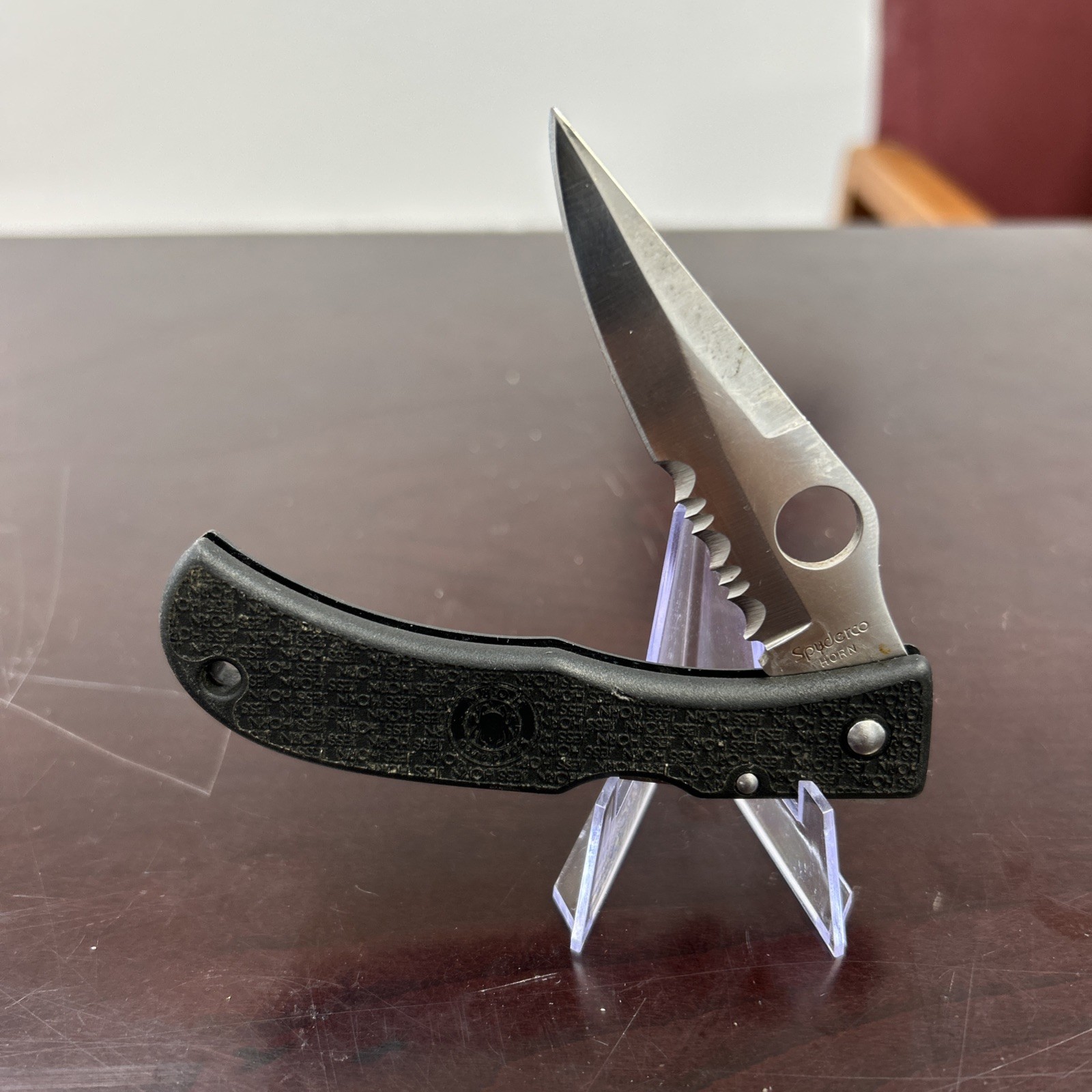 VINTAGE SPYDERCO HORN AUS-8 JAPAN LOCKBACK COMBINATION BLADE POCKET KNIFE VINTAGE SPYDERCO HORN AUS-8 JAPAN LOCKBACK COMBINATION BLADE POCKET KNIFE